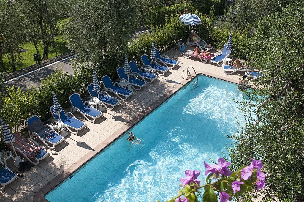 Hotel Garden Limone sul Garda Exterior photo